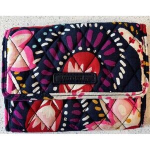 VERA BRADLEY Wallet Painted Paisley Pattern Tri-Fold 2019 Purple Floral Flowers